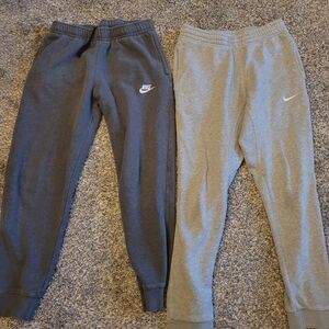 Nike Mens Small Gray and Dark Gray Joggers